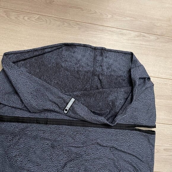 Lululemon Vinyasa Wrap Scarf One Size Gray - Picture 6 of 11